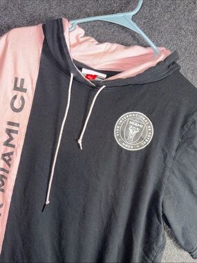 Mitchell & Ness Black and Pink Miami CF Short Sleeve Hoodie Tee